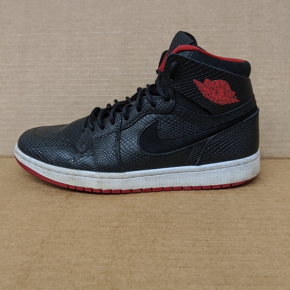 Jordan 1 snakeskin *make offer* - Picture 4 of 7